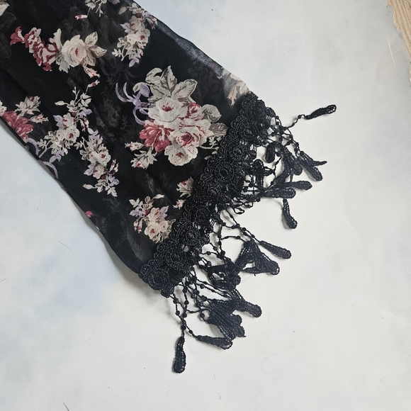 Boho Floral Bell-Sleeve Top Floral Top - Picture 13 of 16